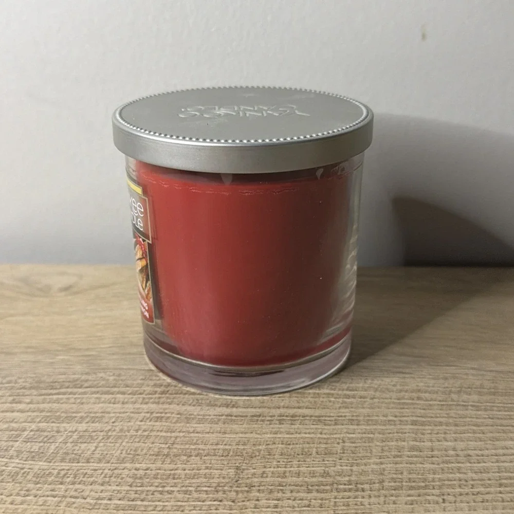 Yankee Candle Glass Tumbler Sparkling Cinnamon‎ Candle One Wick 7 oz New